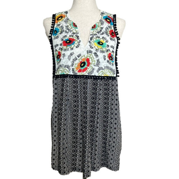 Ivy Jane Floral Colorful Embroidered PomPom Baby Doll Sleeveless Top Size Small - Picture 1 of 8